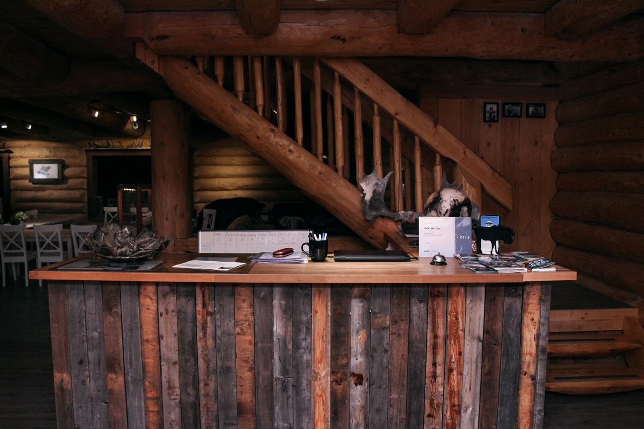 Rock Lake Lodge Rock Lake Lodge Provincial Park 외부 사진